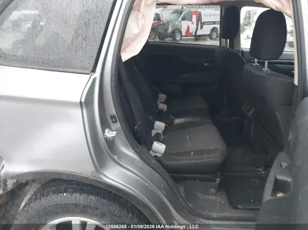 JA4AZ2A32LZ604027 2020 MITSUBISHI OUTLANDER - Image 8
