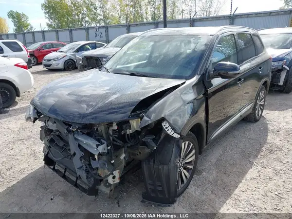JA4AZ2A32LZ607378 2020 MITSUBISHI OUTLANDER - Image 2