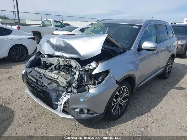 JA4AZ2A33GZ605225 2016 MITSUBISHI OUTLANDER - Image 2