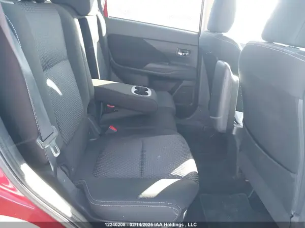 JA4AZ2A33GZ611185 2016 MITSUBISHI OUTLANDER - Image 8