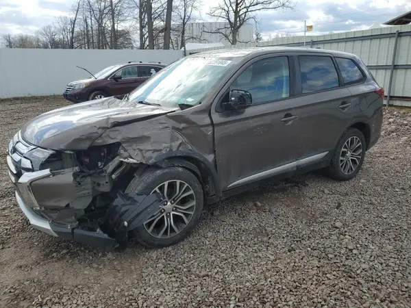 JA4AZ2A33HZ030738 2017 MITSUBISHI OUTLANDER - Image 1