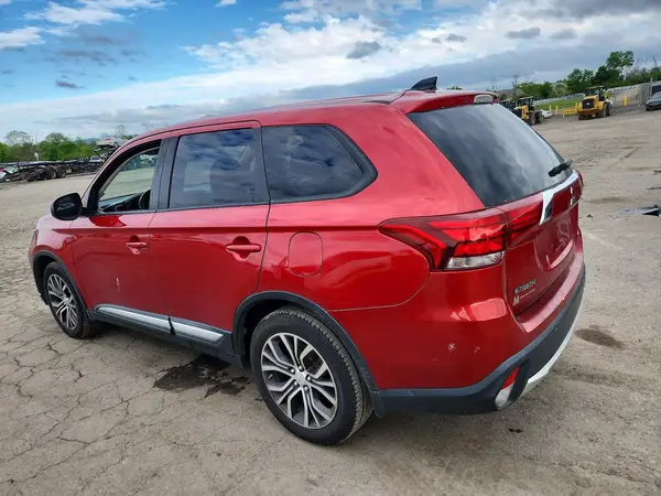 JA4AZ2A33HZ035812 2017 MITSUBISHI OUTLANDER - Image 2