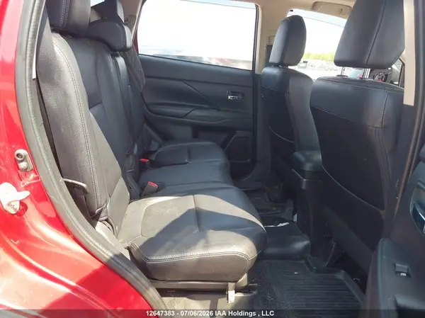 JA4AZ2A33JZ602333 2018 MITSUBISHI OUTLANDER - Image 8