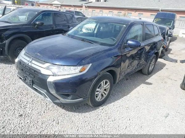 JA4AZ2A33KZ605203 2019 MITSUBISHI OUTLANDER - Image 2