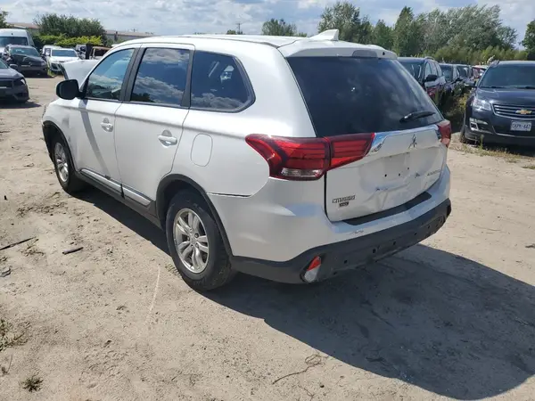 JA4AZ2A33KZ606223 2019 MITSUBISHI OUTLANDER - Image 2