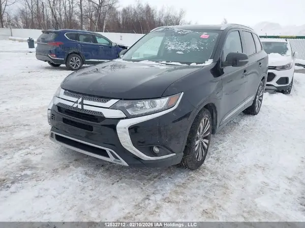 JA4AZ2A33LZ608006 2020 MITSUBISHI OUTLANDER - Image 2