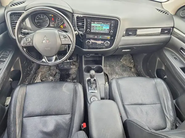 JA4AZ2A34GZ602060 2016 MITSUBISHI OUTLANDER - Image 8