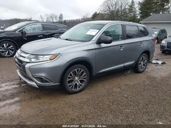 JA4AZ2A34HZ016072 2017 MITSUBISHI OUTLANDER - Image 2