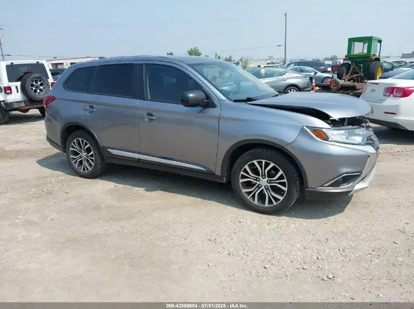 JA4AZ2A34HZ022762 2017 MITSUBISHI OUTLANDER - Image 1