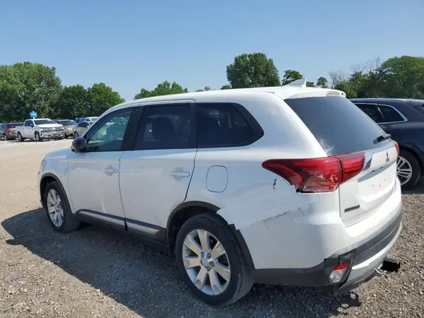 JA4AZ2A34JZ005935 2018 MITSUBISHI OUTLANDER - Image 2