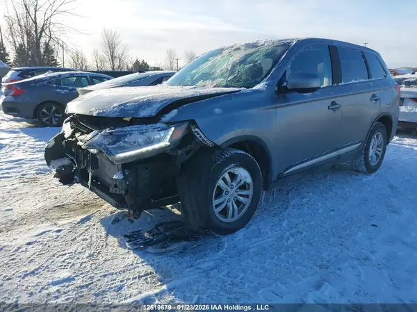 JA4AZ2A34KZ608224 2019 MITSUBISHI OUTLANDER - Image 2