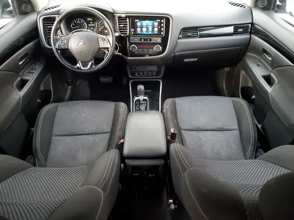JA4AZ2A34KZ609258 2019 MITSUBISHI OUTLANDER - Image 8