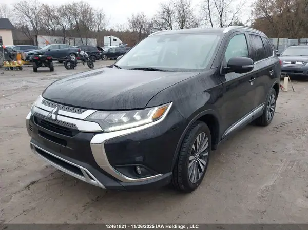 JA4AZ2A34LZ612548 2020 MITSUBISHI OUTLANDER - Image 2