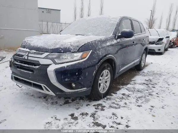 JA4AZ2A34LZ612999 2020 MITSUBISHI OUTLANDER - Image 2