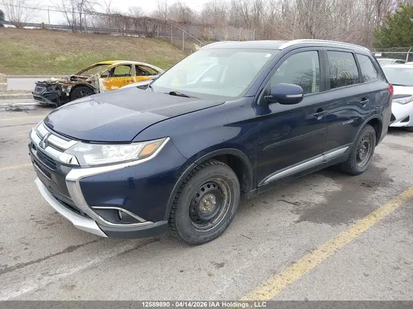 JA4AZ2A35GZ607588 2016 MITSUBISHI OUTLANDER - Image 2