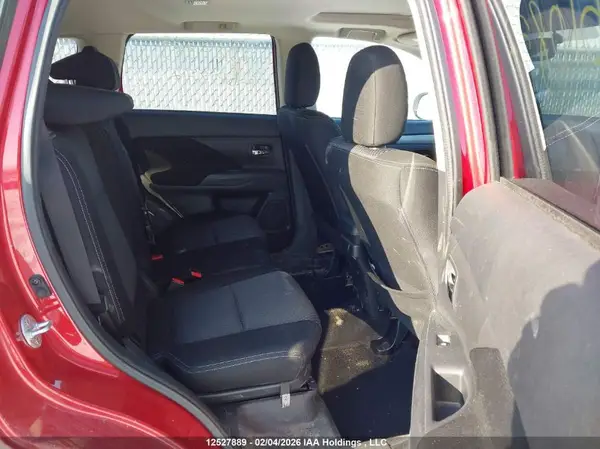 JA4AZ2A35GZ610877 2016 MITSUBISHI OUTLANDER - Image 8