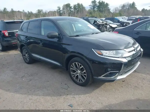 JA4AZ2A35HZ035505 2017 MITSUBISHI OUTLANDER - Image 1