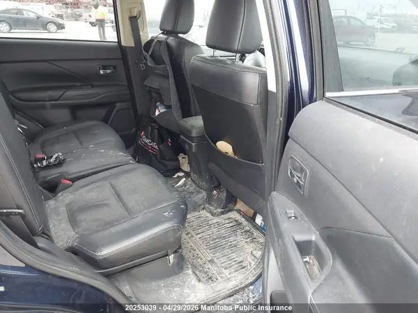 JA4AZ2A35HZ610959 2017 MITSUBISHI OUTLANDER - Image 8