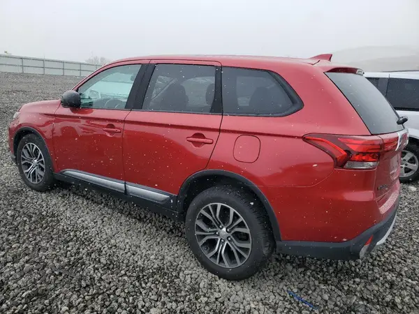 JA4AZ2A35JZ015793 2018 MITSUBISHI OUTLANDER - Image 2