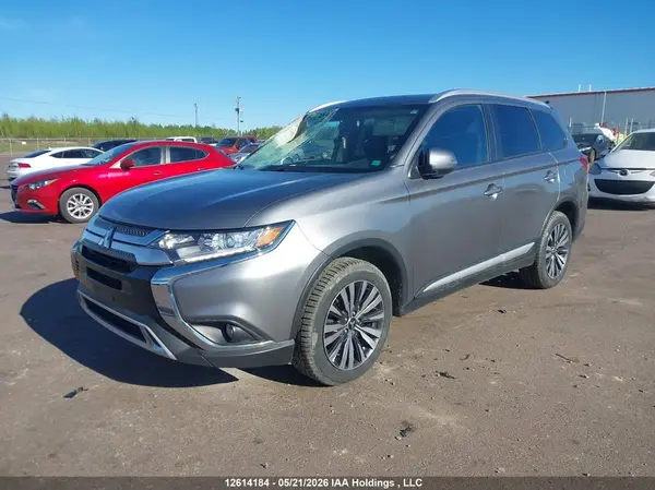 JA4AZ2A35LZ614549 2020 MITSUBISHI OUTLANDER - Image 2