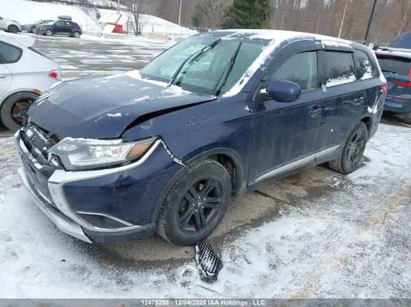 JA4AZ2A36GZ600309 2016 MITSUBISHI OUTLANDER - Image 2