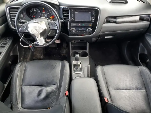 JA4AZ2A36GZ603243 2016 MITSUBISHI OUTLANDER - Image 8
