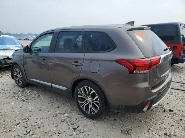 JA4AZ2A36HZ007051 2017 MITSUBISHI OUTLANDER - Image 2