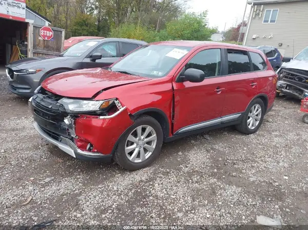 JA4AZ2A36HZ031754 2017 MITSUBISHI OUTLANDER - Image 2