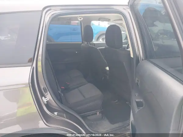 JA4AZ2A36HZ049073 2017 MITSUBISHI OUTLANDER - Image 8