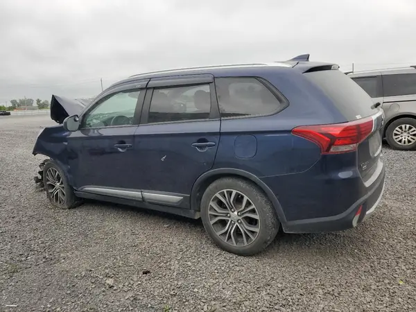 JA4AZ2A36JZ619045 2018 MITSUBISHI OUTLANDER - Image 2