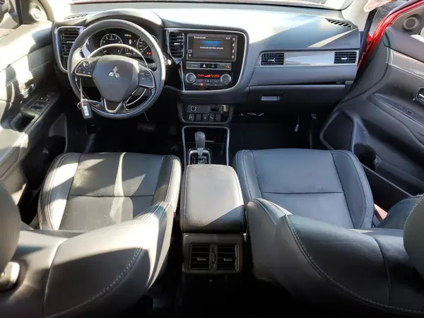 JA4AZ2A36KZ602392 2019 MITSUBISHI OUTLANDER - Image 8