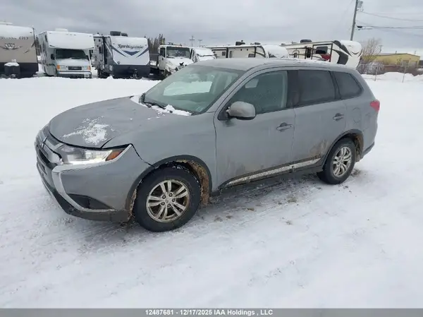 JA4AZ2A36KZ609343 2019 MITSUBISHI OUTLANDER - Image 2