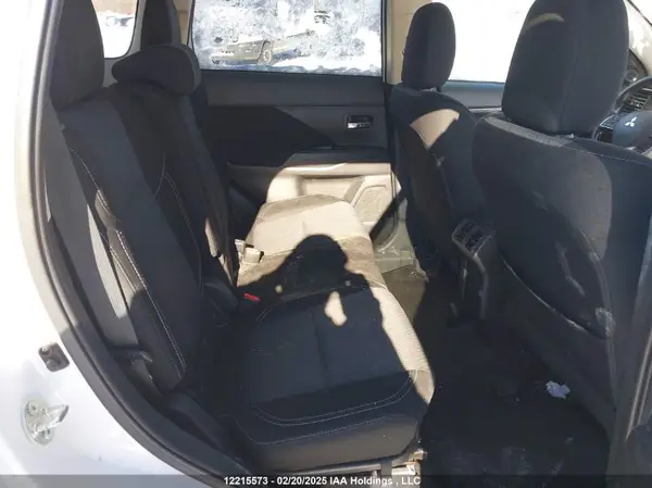 JA4AZ2A36LZ607500 2020 MITSUBISHI OUTLANDER - Image 8