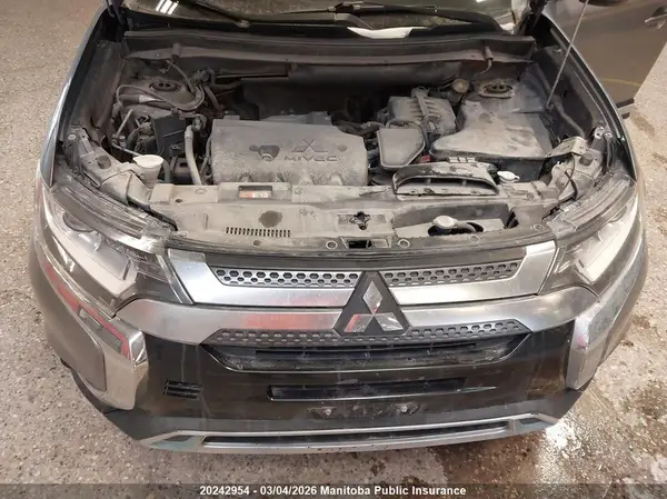 JA4AZ2A36LZ609098 2020 MITSUBISHI OUTLANDER - Image 8