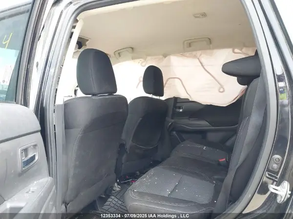 JA4AZ2A36LZ609117 2020 MITSUBISHI OUTLANDER - Image 8