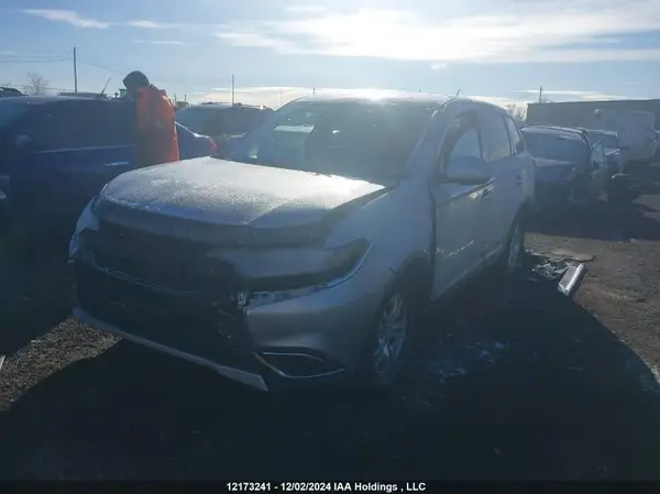 JA4AZ2A37GZ601629 2016 MITSUBISHI OUTLANDER - Image 2