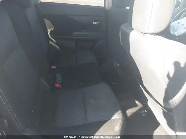 JA4AZ2A37GZ601629 2016 MITSUBISHI OUTLANDER - Image 8