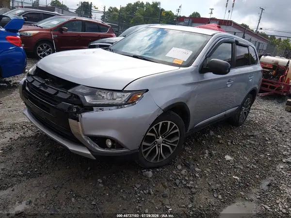 JA4AZ2A37HZ008404 2017 MITSUBISHI OUTLANDER - Image 2