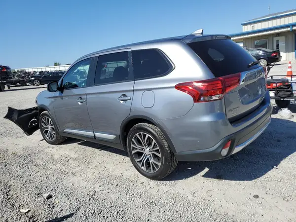 JA4AZ2A37HZ023601 2017 MITSUBISHI OUTLANDER - Image 2