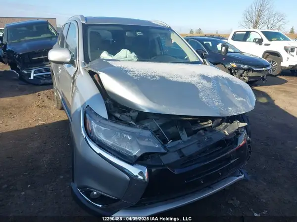JA4AZ2A37JJ600857 2018 MITSUBISHI OUTLANDER - Image 1