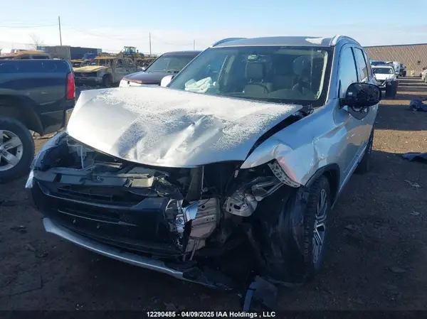 JA4AZ2A37JJ600857 2018 MITSUBISHI OUTLANDER - Image 2