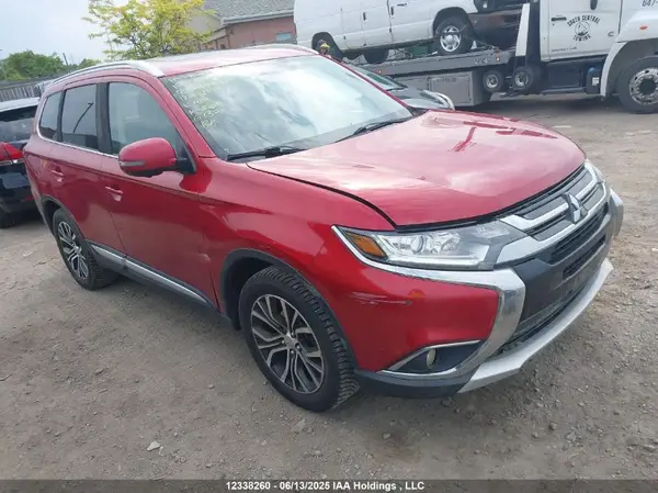 JA4AZ2A37JZ606479 2018 MITSUBISHI OUTLANDER - Image 1