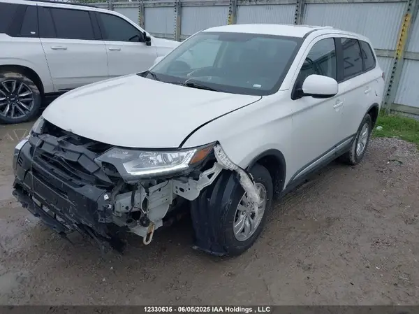 JA4AZ2A37KZ604281 2019 MITSUBISHI OUTLANDER - Image 2