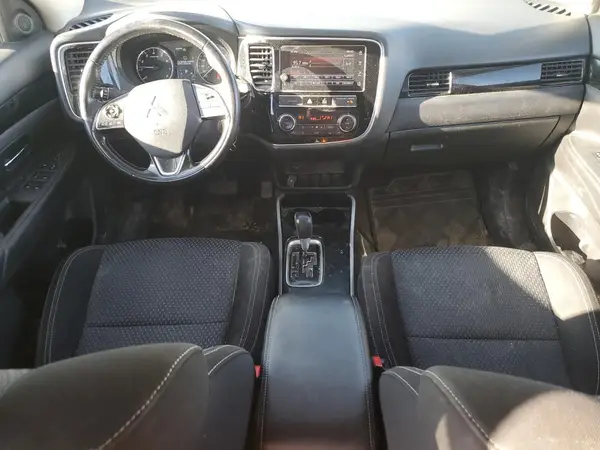 JA4AZ2A37KZ606743 2019 MITSUBISHI OUTLANDER - Image 8