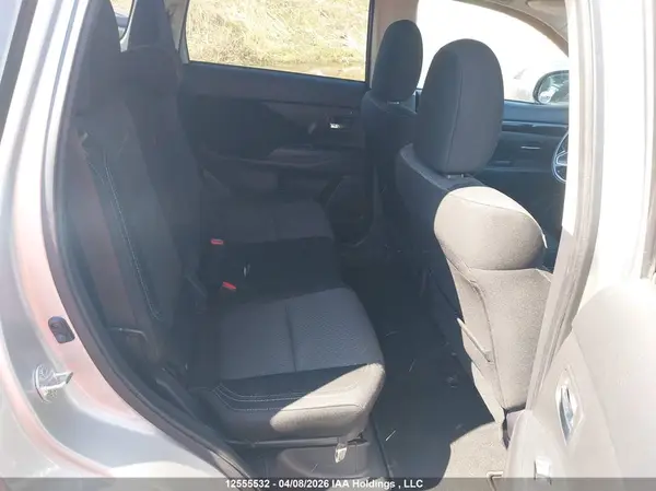 JA4AZ2A37KZ607035 2019 MITSUBISHI OUTLANDER - Image 8