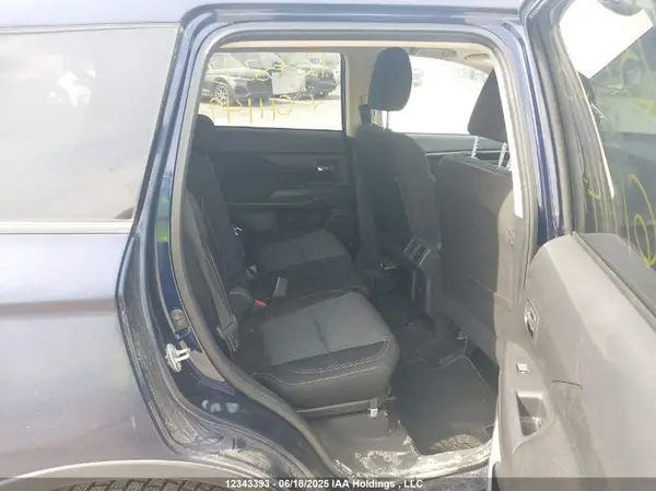 JA4AZ2A37LZ611149 2020 MITSUBISHI OUTLANDER - Image 8