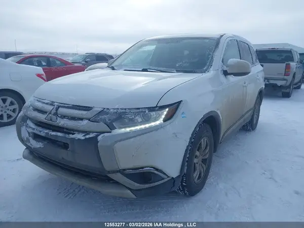 JA4AZ2A38GZ600246 2016 MITSUBISHI OUTLANDER - Image 2