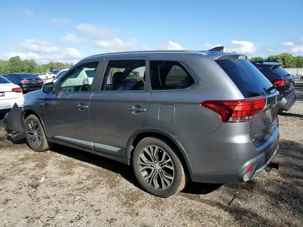 JA4AZ2A38JZ602232 2018 MITSUBISHI OUTLANDER - Image 2