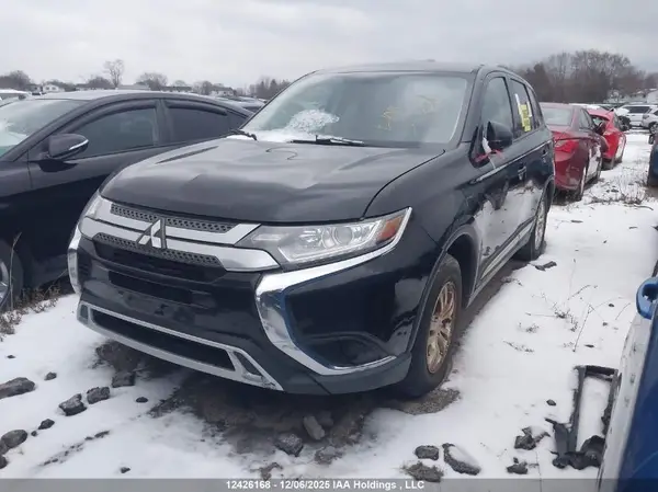 JA4AZ2A38KZ604256 2019 MITSUBISHI OUTLANDER - Image 2