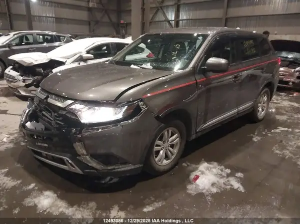 JA4AZ2A38KZ604287 2019 MITSUBISHI OUTLANDER - Image 2
